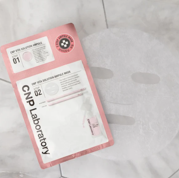 CNP - 2-Step Vita-Solution Ampule Mask (1 Unidade)